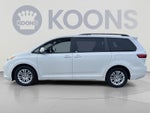 2016 Toyota Sienna XLE
