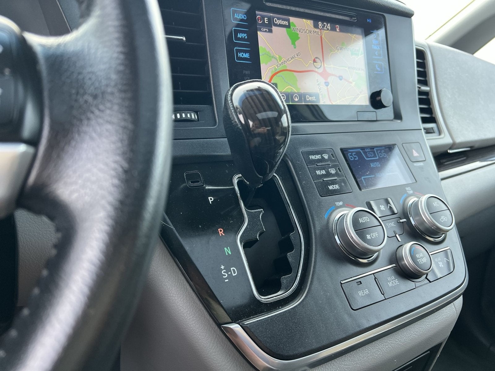 2016 Toyota Sienna XLE