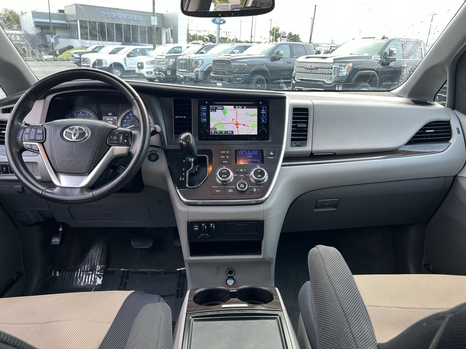 2016 Toyota Sienna XLE