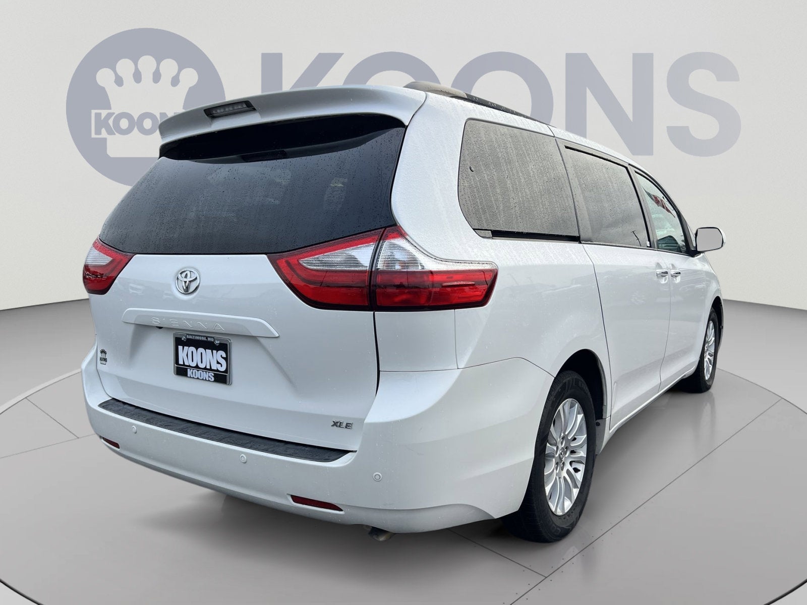 2016 Toyota Sienna XLE