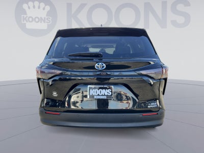 2023 Toyota Sienna XLE
