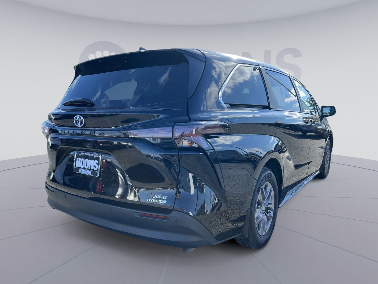 2023 Toyota Sienna XLE