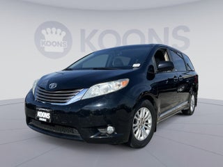 2017 Toyota Sienna XLE