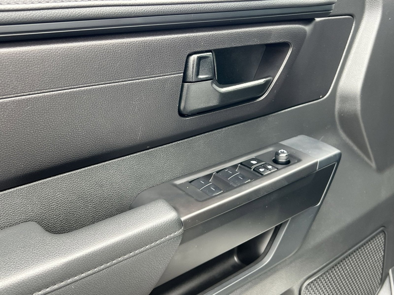 2024 Toyota Tundra SR