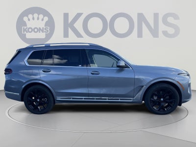 2025 BMW X7 xDrive40i