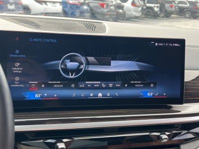 2024 BMW X7 M60i