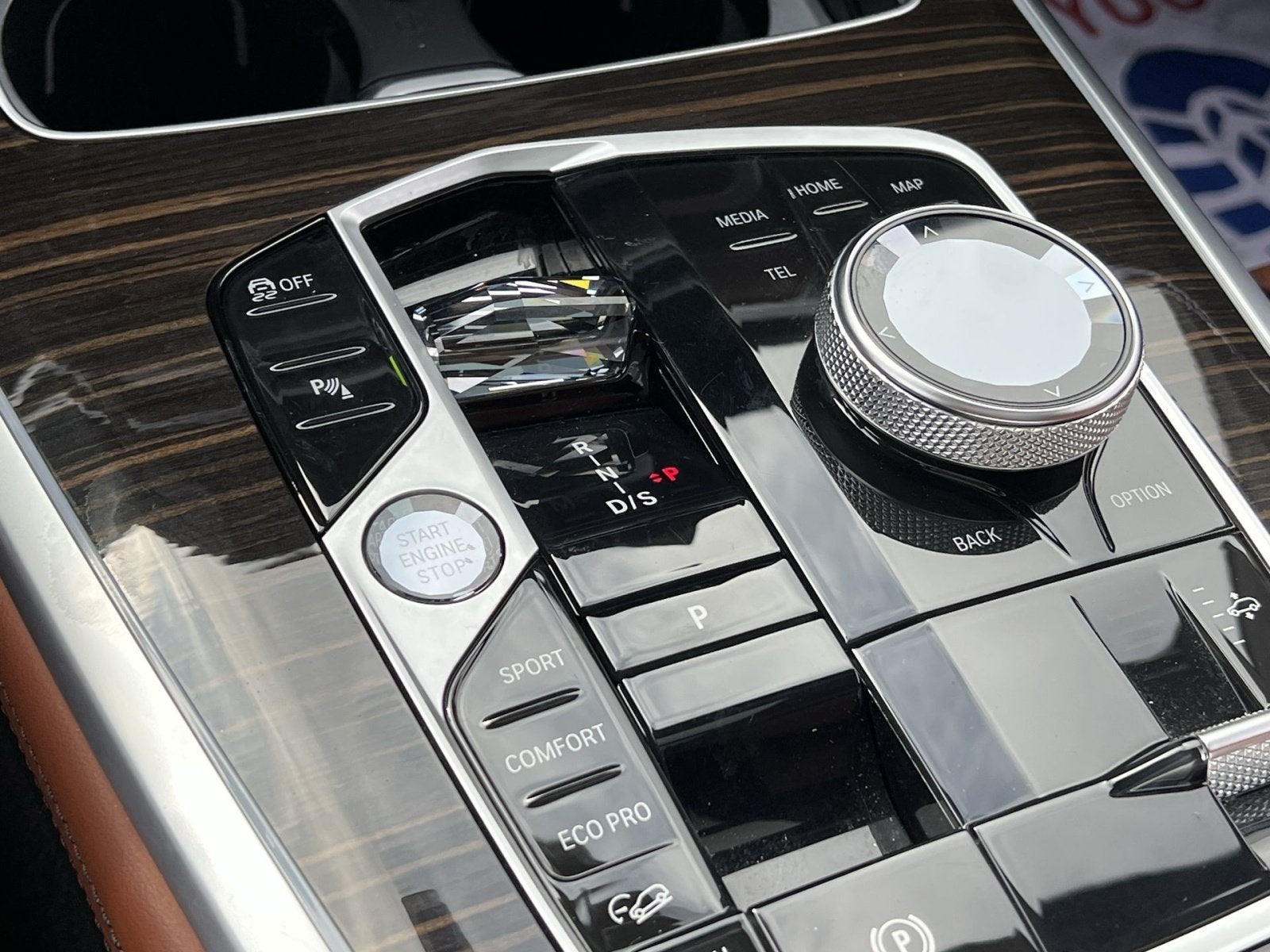 2024 BMW X7 M60i