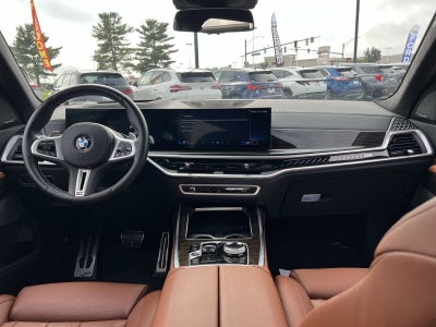 2024 BMW X7 M60i