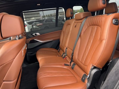 2024 BMW X7 M60i