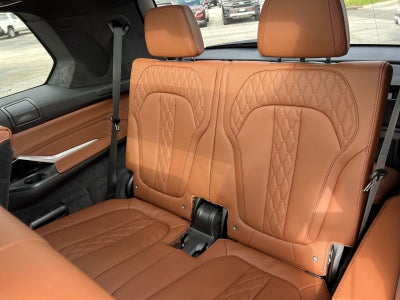 2024 BMW X7 M60i