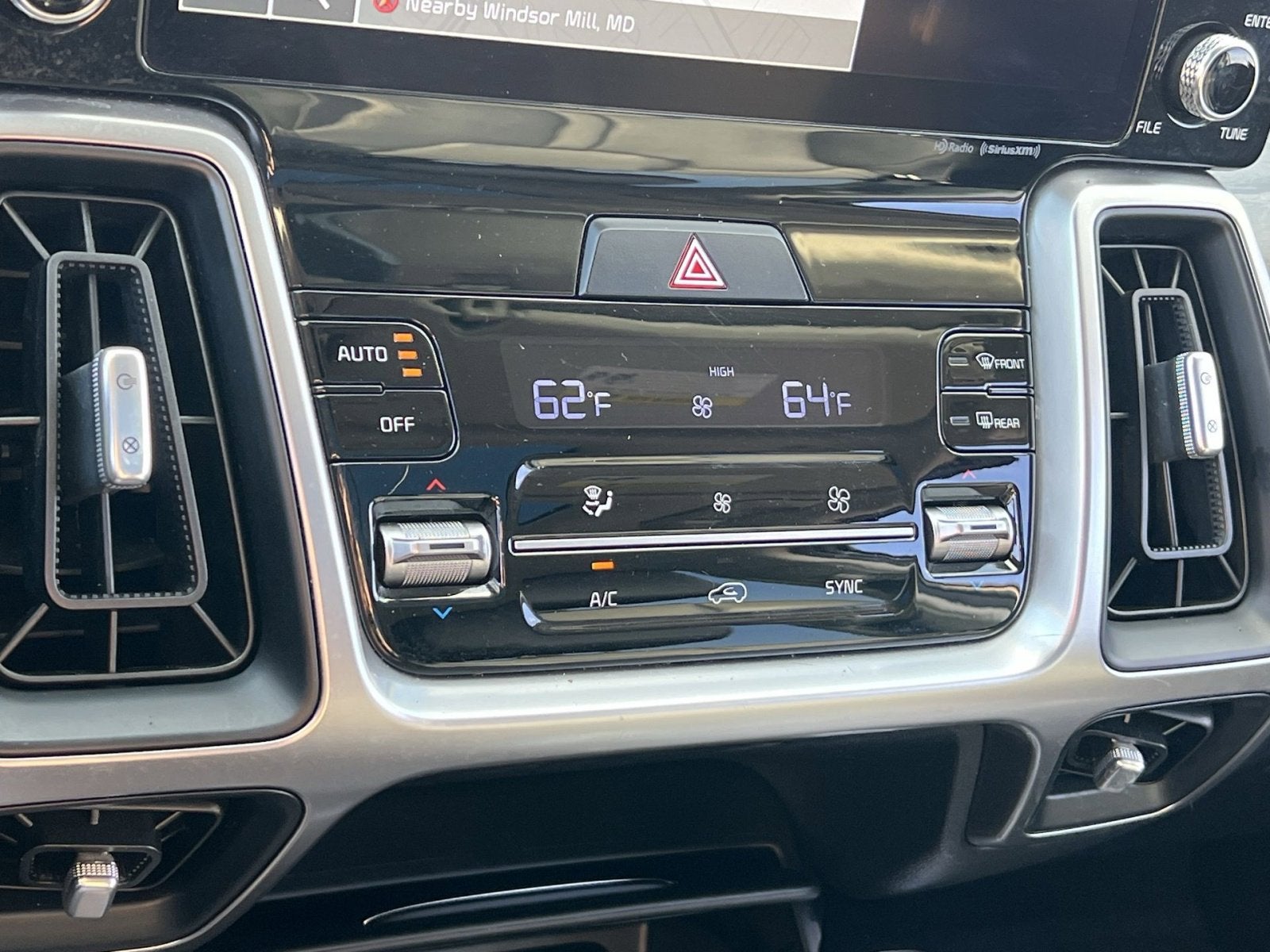 2023 Kia Sorento X-Line EX