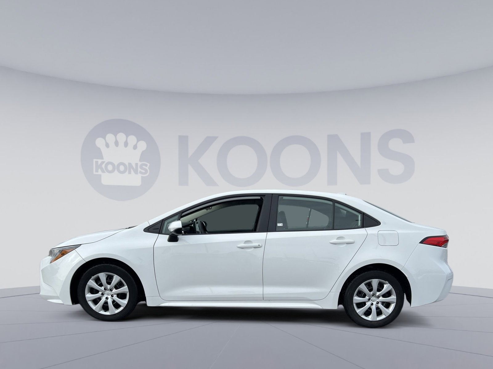 Used 2024 Toyota Corolla LE with VIN 5YFB4MDE1RP161826 for sale in Kansas City