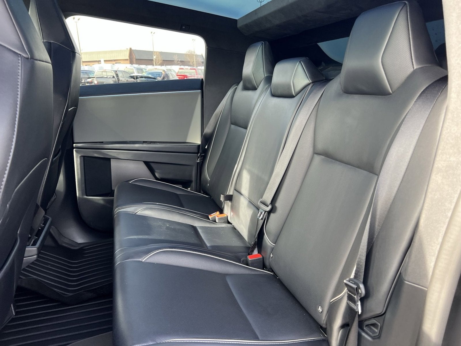 2024 Tesla Cybertruck Base