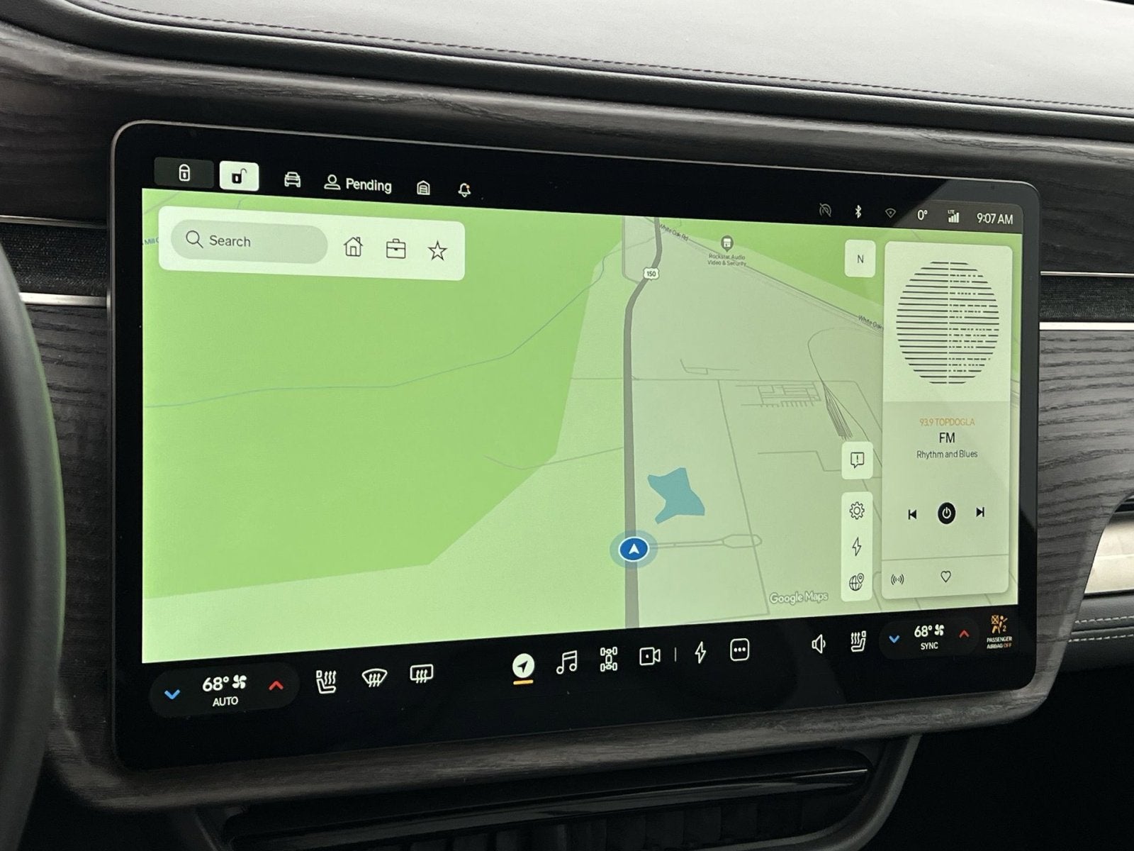 2023 Rivian R1S Adventure