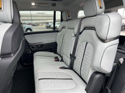 2023 Rivian R1S Adventure