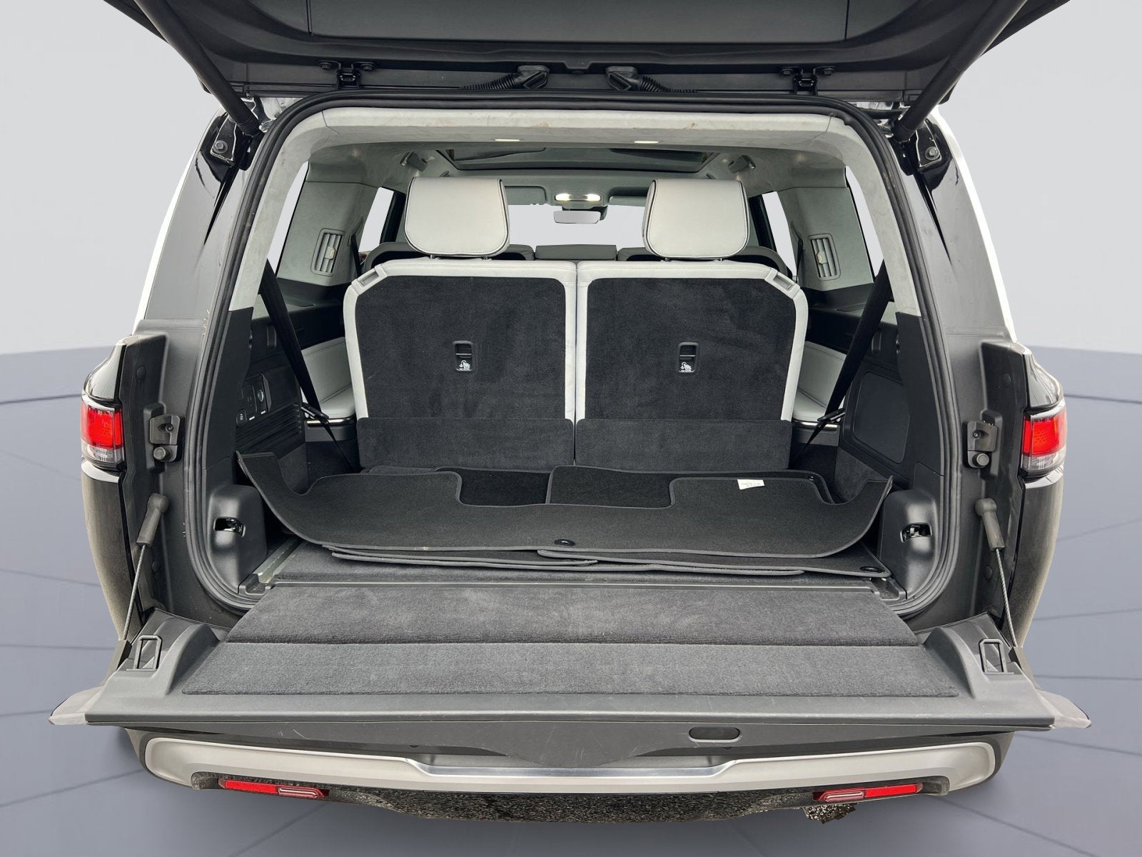 2023 Rivian R1S Adventure