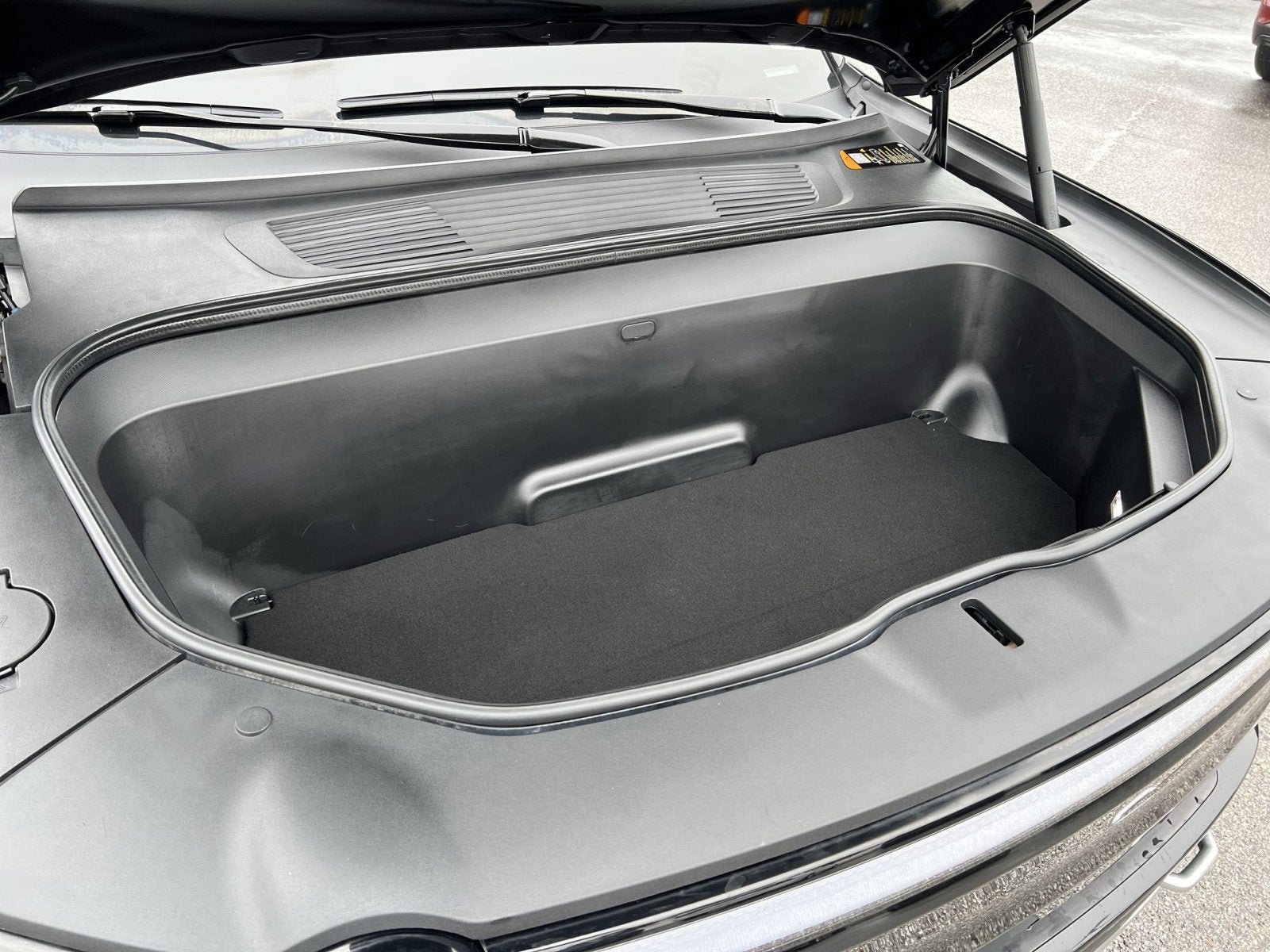 2023 Rivian R1S Adventure