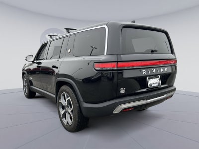 2023 Rivian R1S Adventure