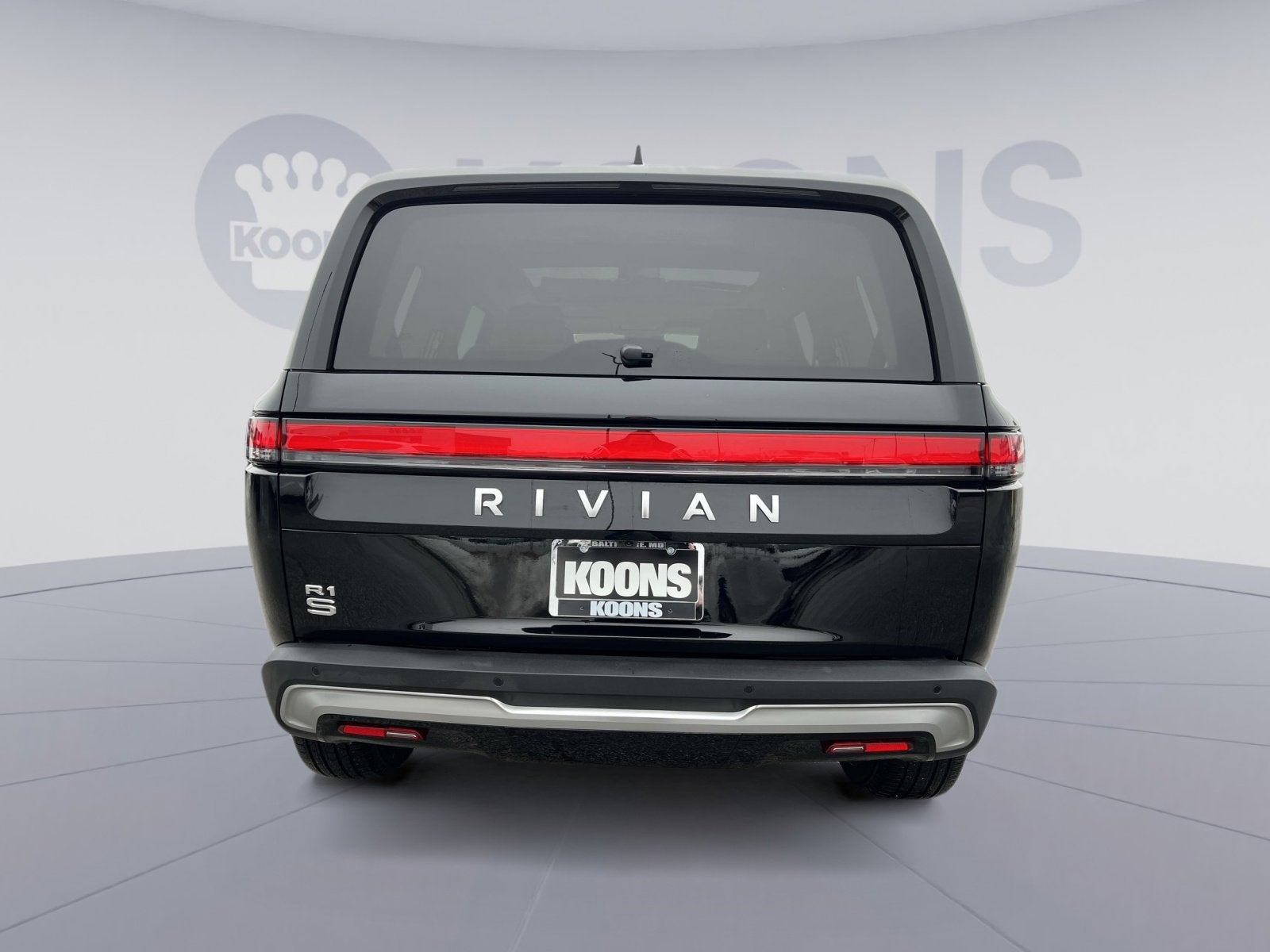 2023 Rivian R1S Adventure