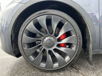 2023 Tesla Model Y Performance