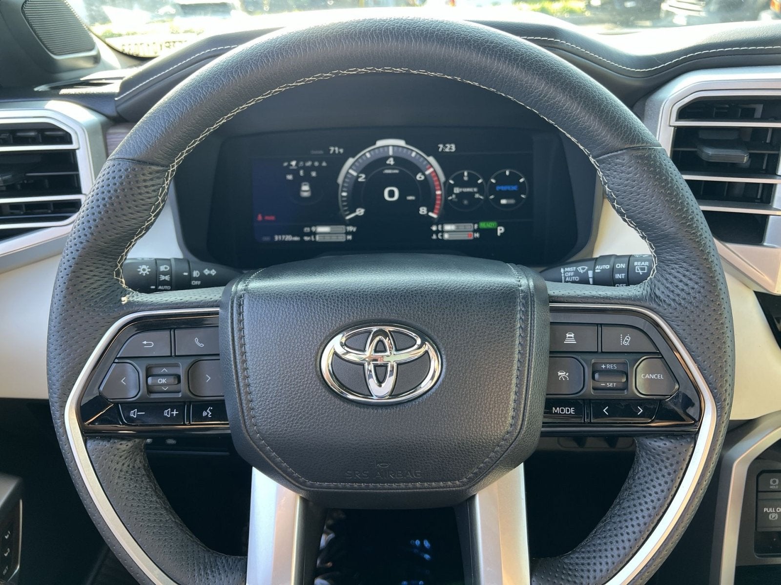 2023 Toyota Sequoia Capstone