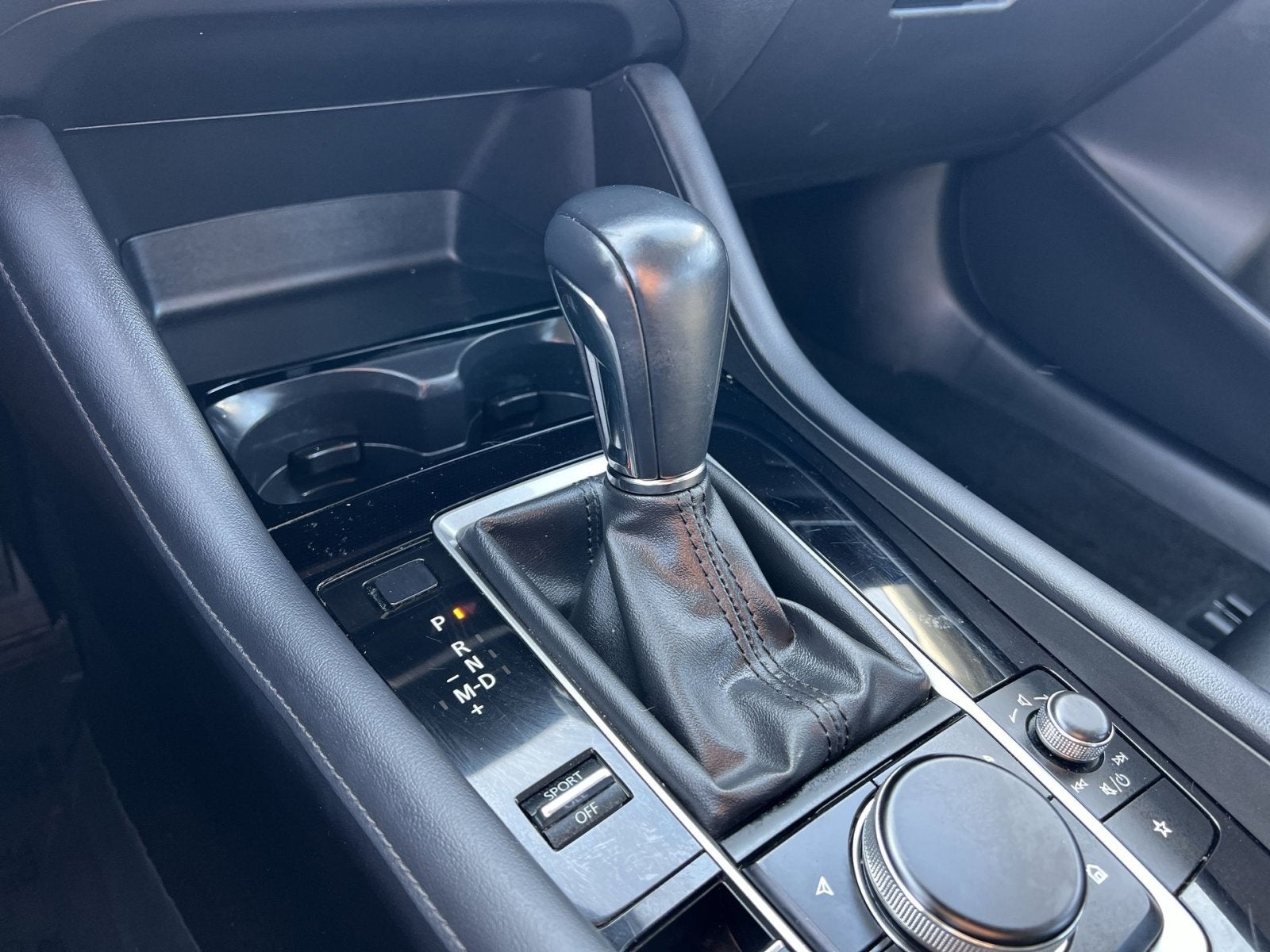 2025 Mazda Mazda3 2.5 S Select Sport