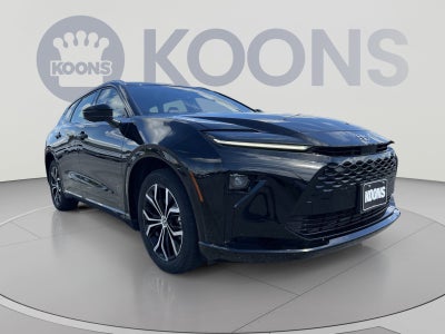 2025 Toyota Crown Signia XLE