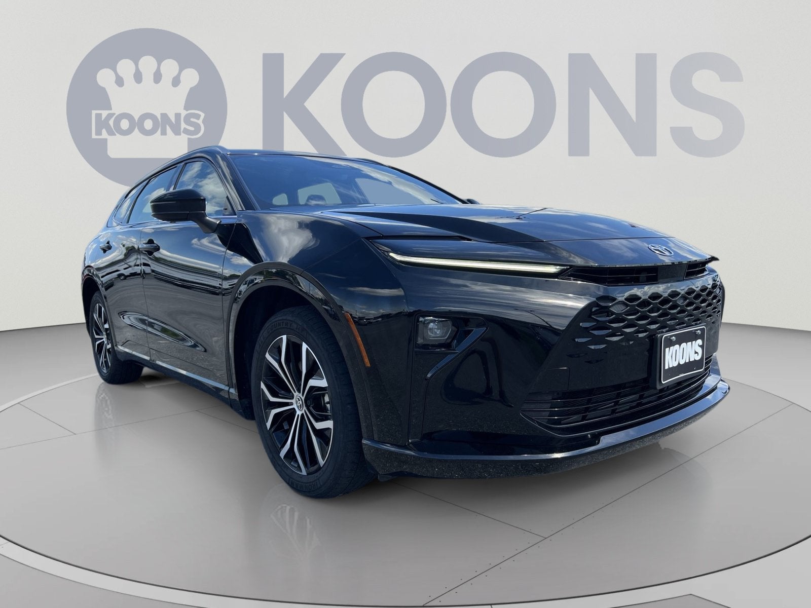 2025 Toyota Crown Signia XLE