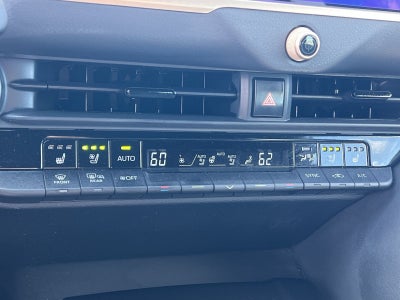 2025 Toyota Crown Signia XLE