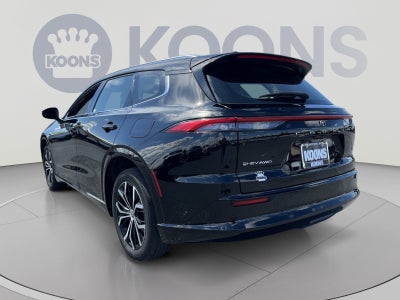 2025 Toyota Crown Signia XLE