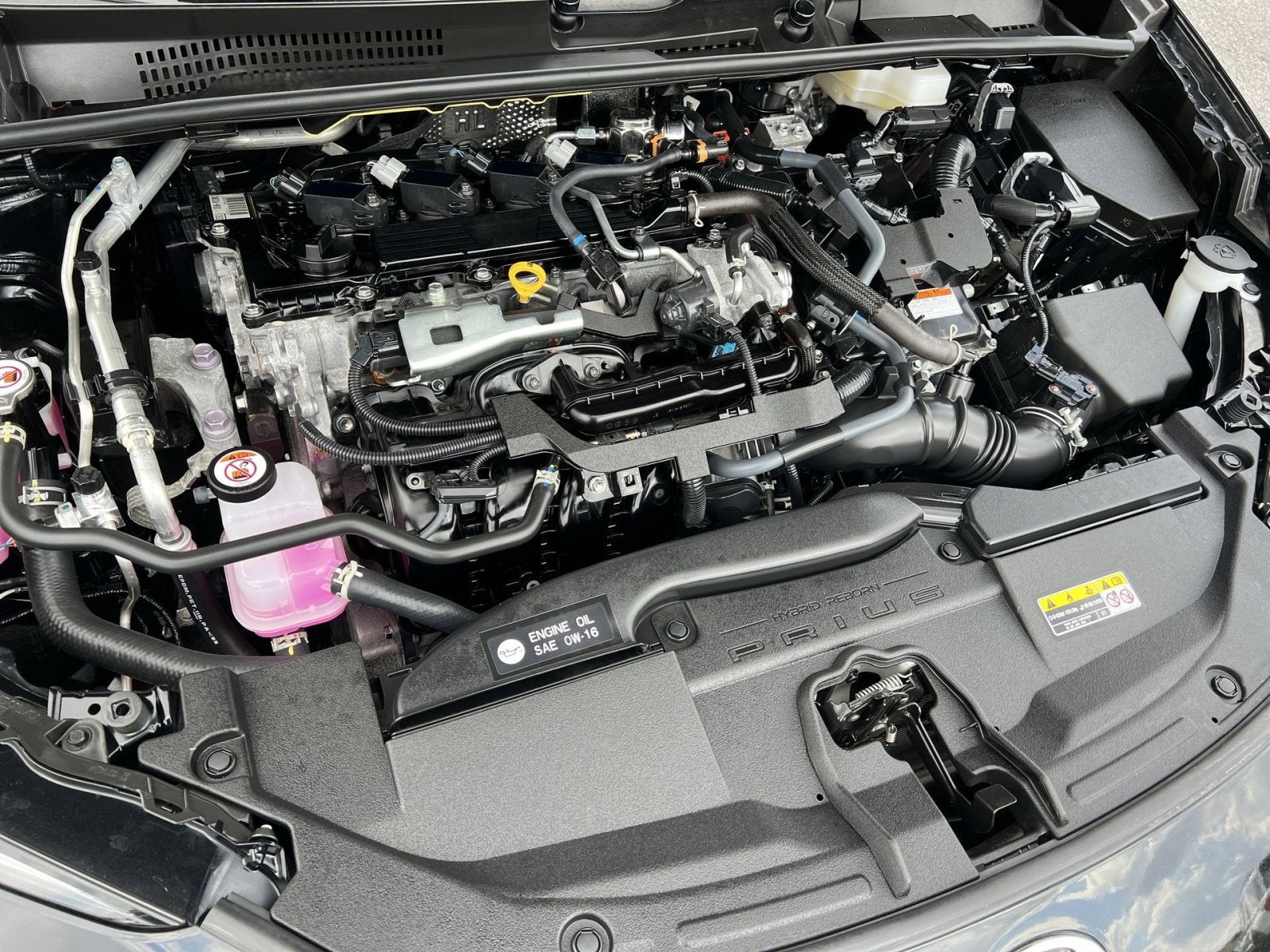 2025 Toyota Prius LE