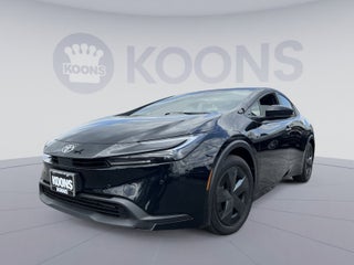 2025 Toyota Prius LE