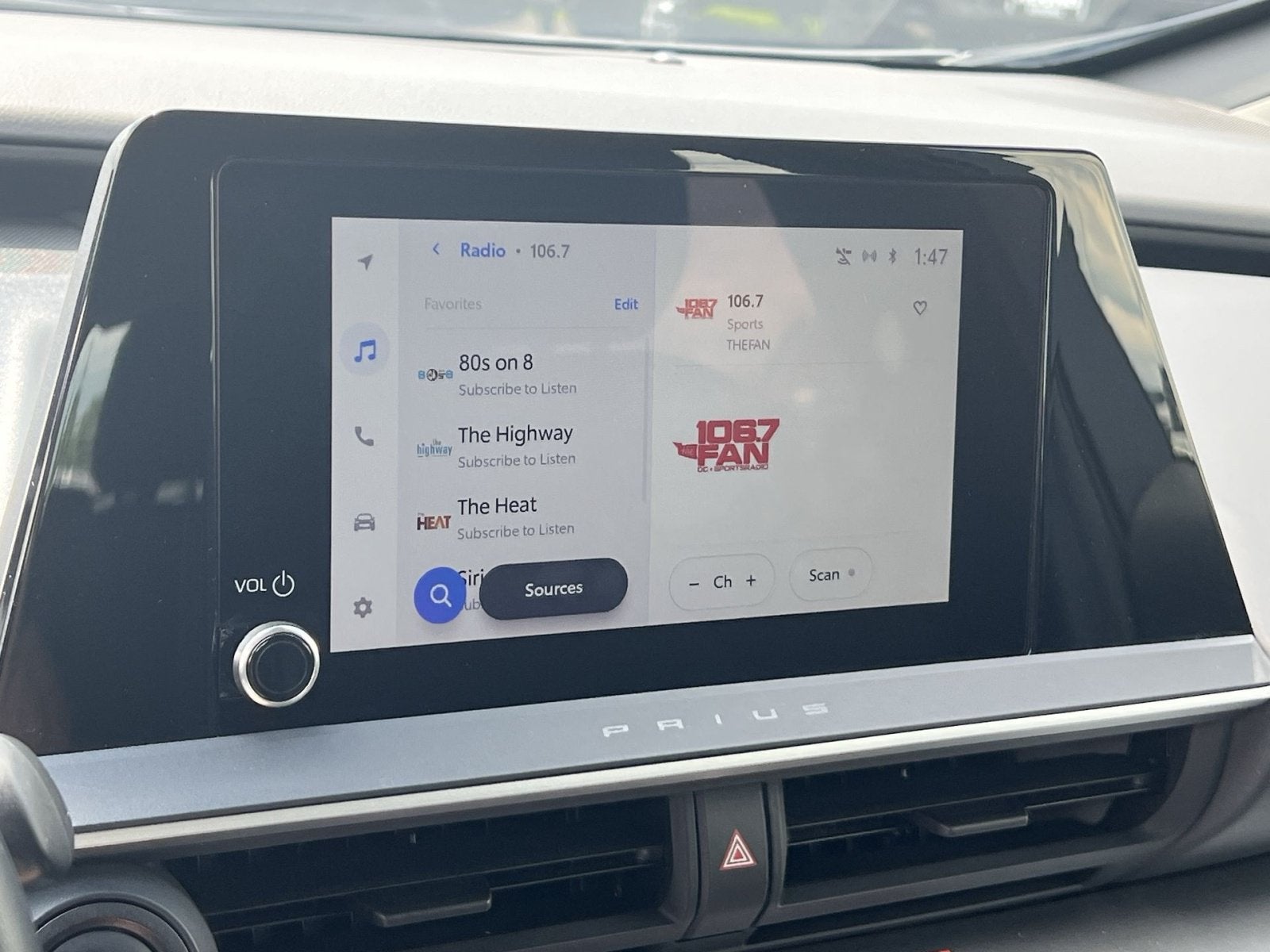 2025 Toyota Prius LE