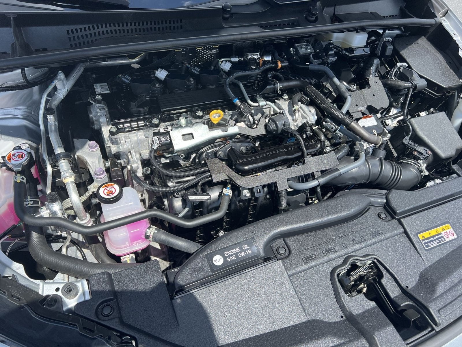 2025 Toyota Prius LE