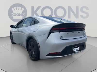 2025 Toyota Prius LE