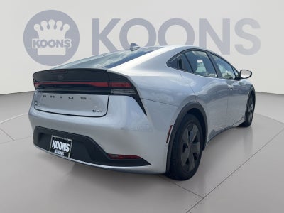 2025 Toyota Prius LE