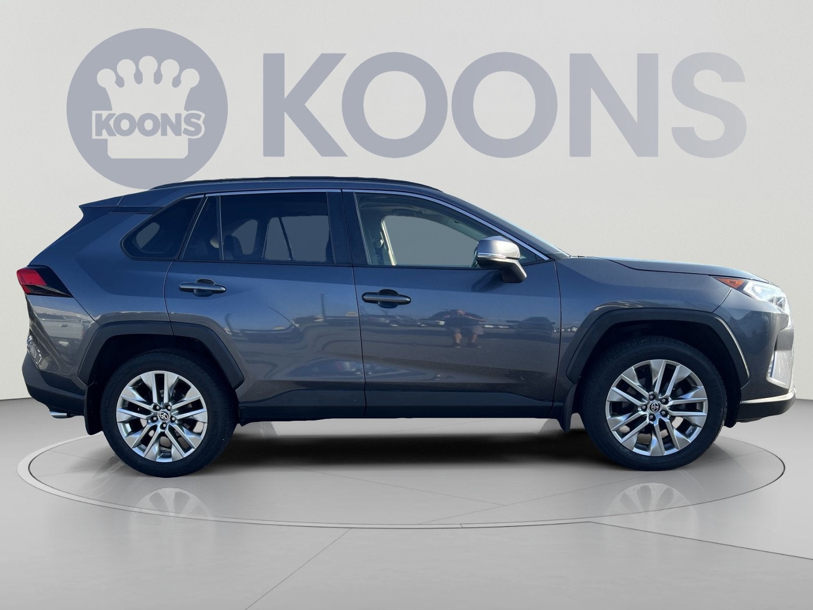 2020 Toyota RAV4 XLE Premium