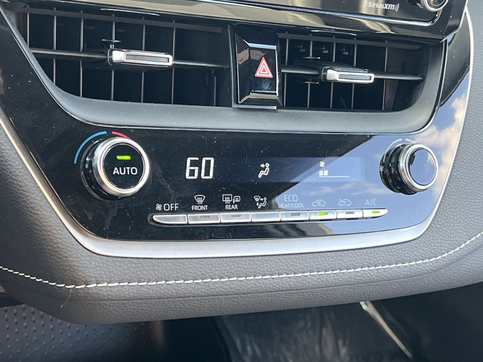 2022 Toyota Corolla Hatchback SE