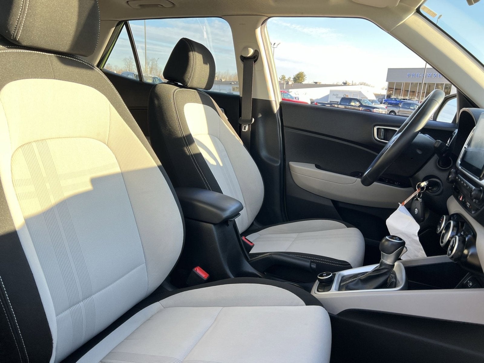 2022 Hyundai Venue SEL