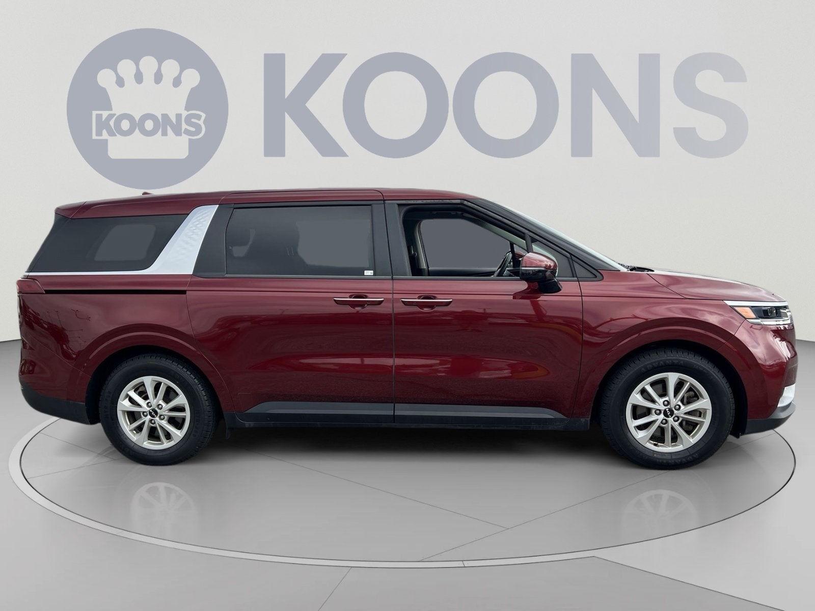 2024 Kia Carnival LX