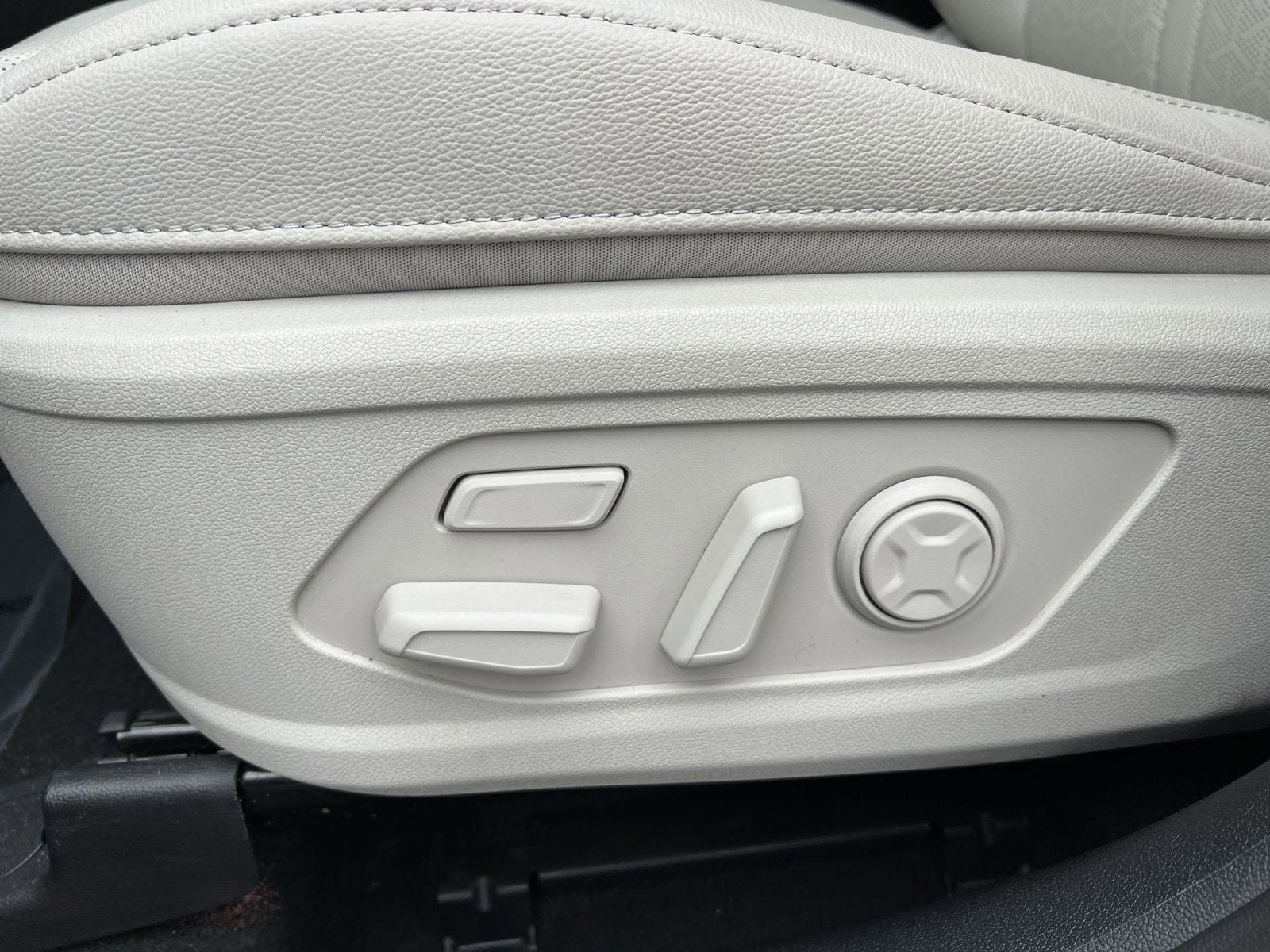 2023 Kia Sorento Plug-In Hybrid SX Prestige