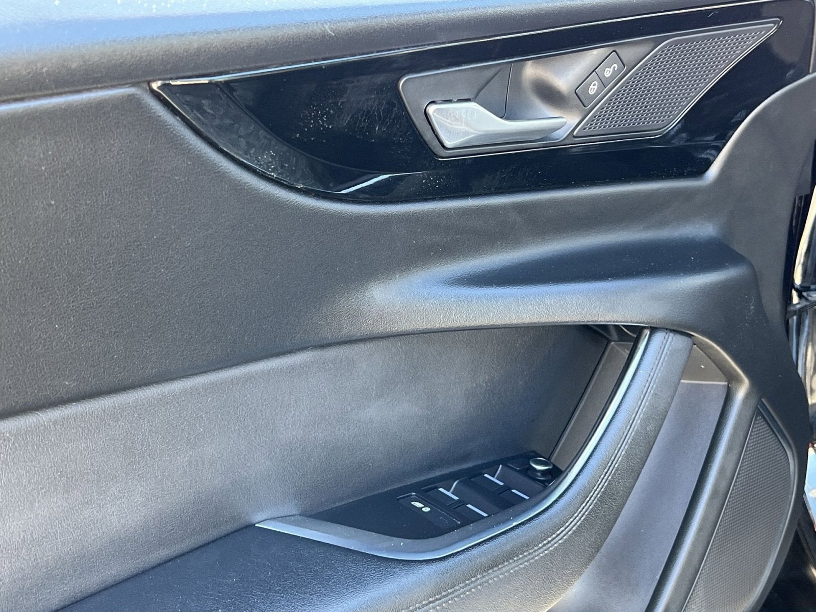 2020 Jaguar XE S