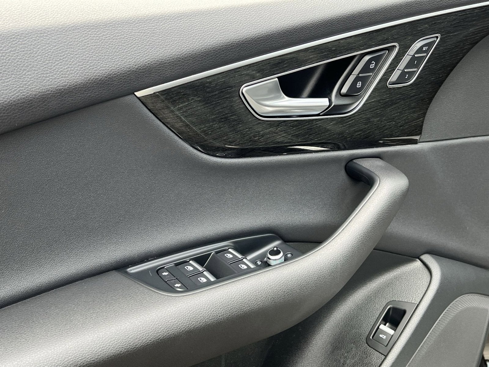 2021 Audi Q7 45 Premium