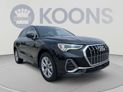 2023 Audi Q3 Premium