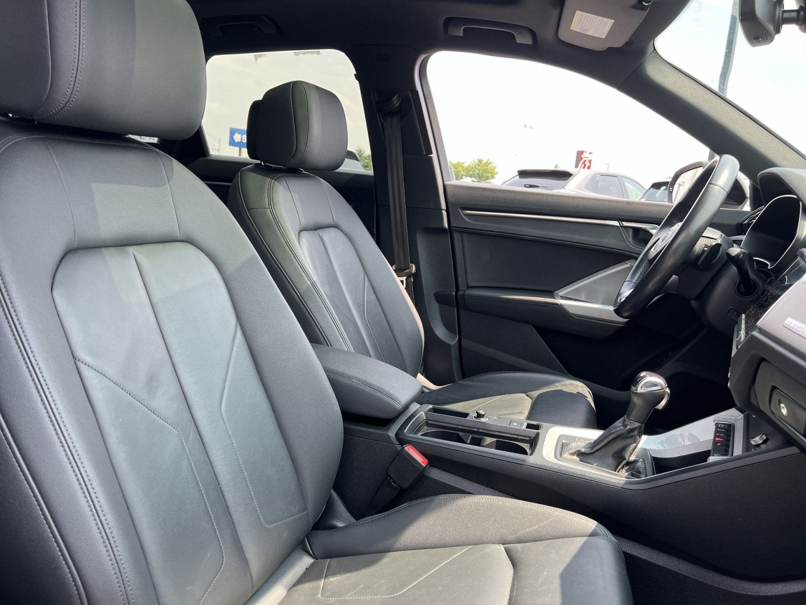 2023 Audi Q3 Premium