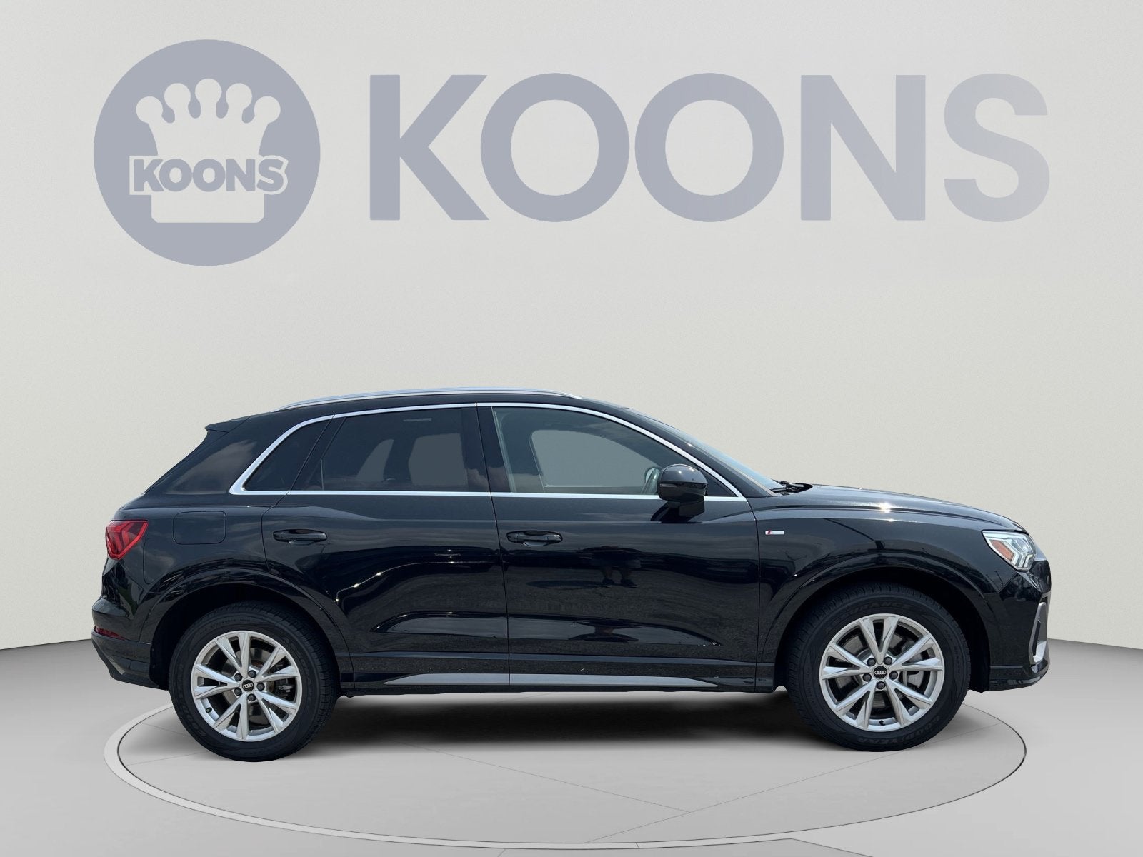 2023 Audi Q3 Premium