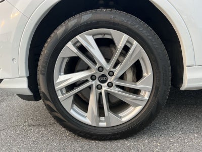 2023 Audi Q7 55 Premium Plus