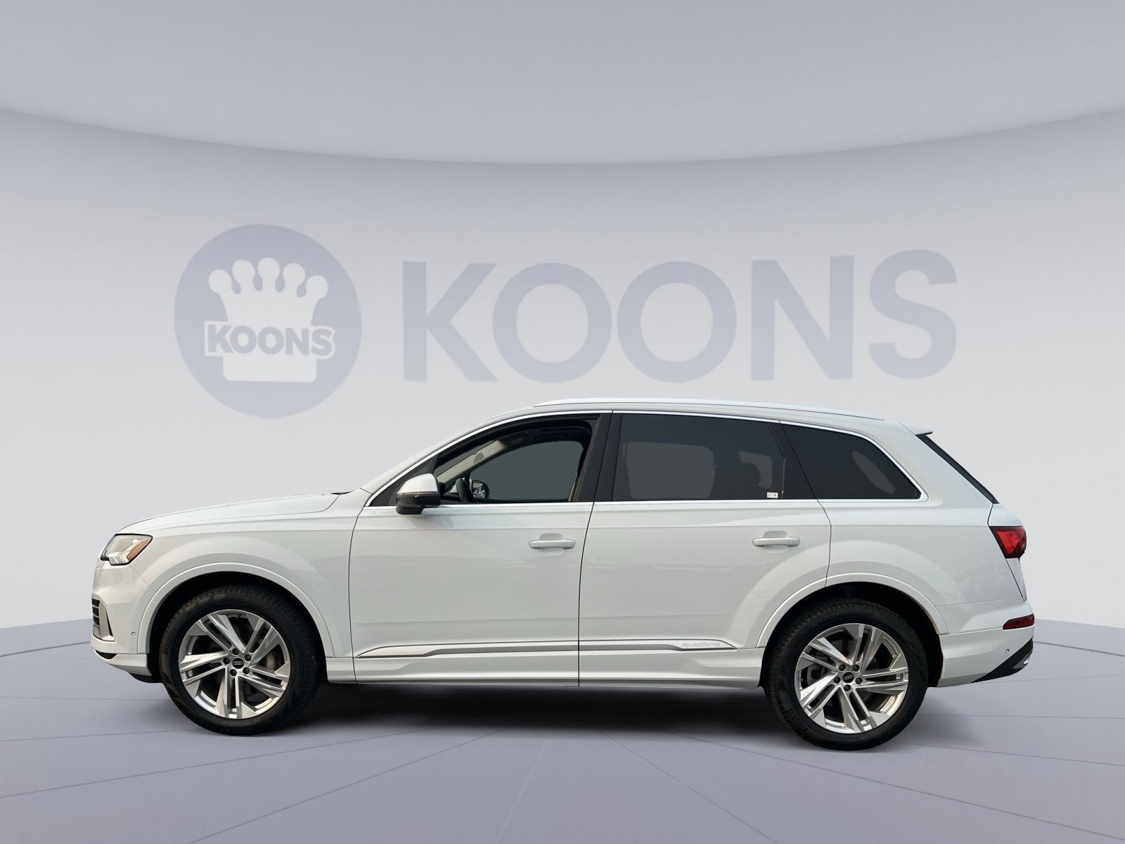 2023 Audi Q7 55 Premium Plus