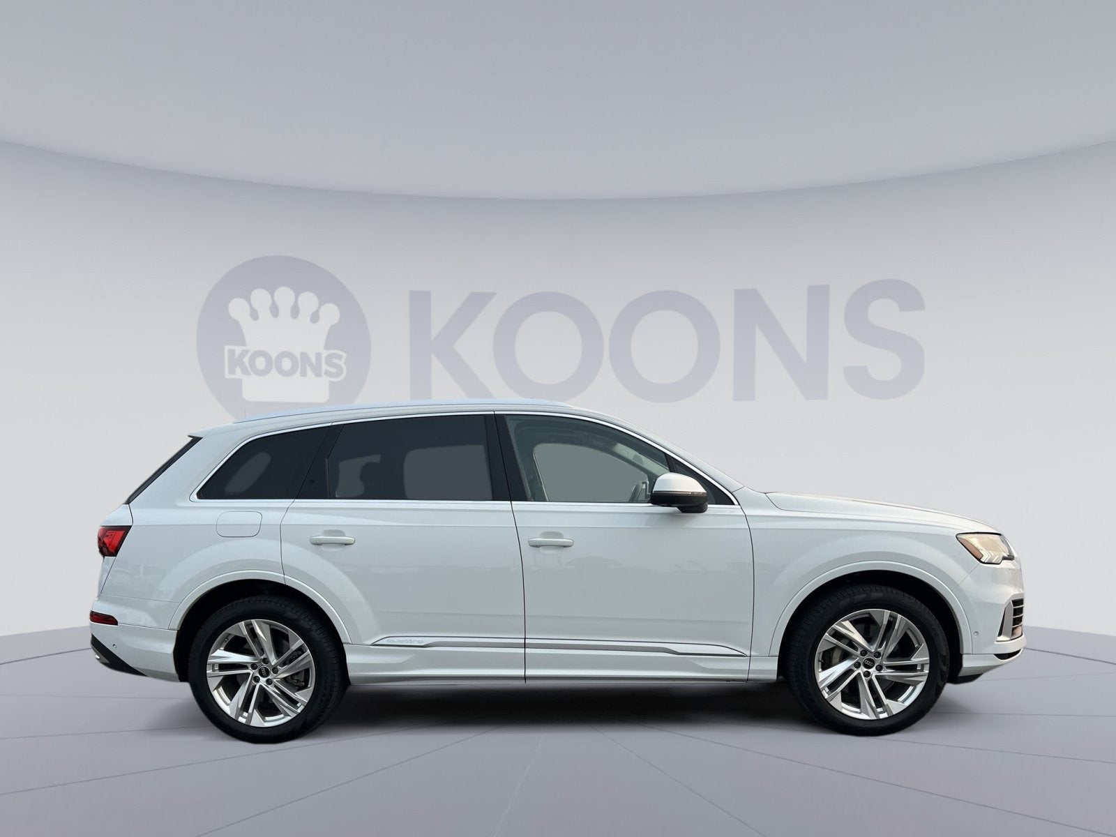 2023 Audi Q7 55 Premium Plus