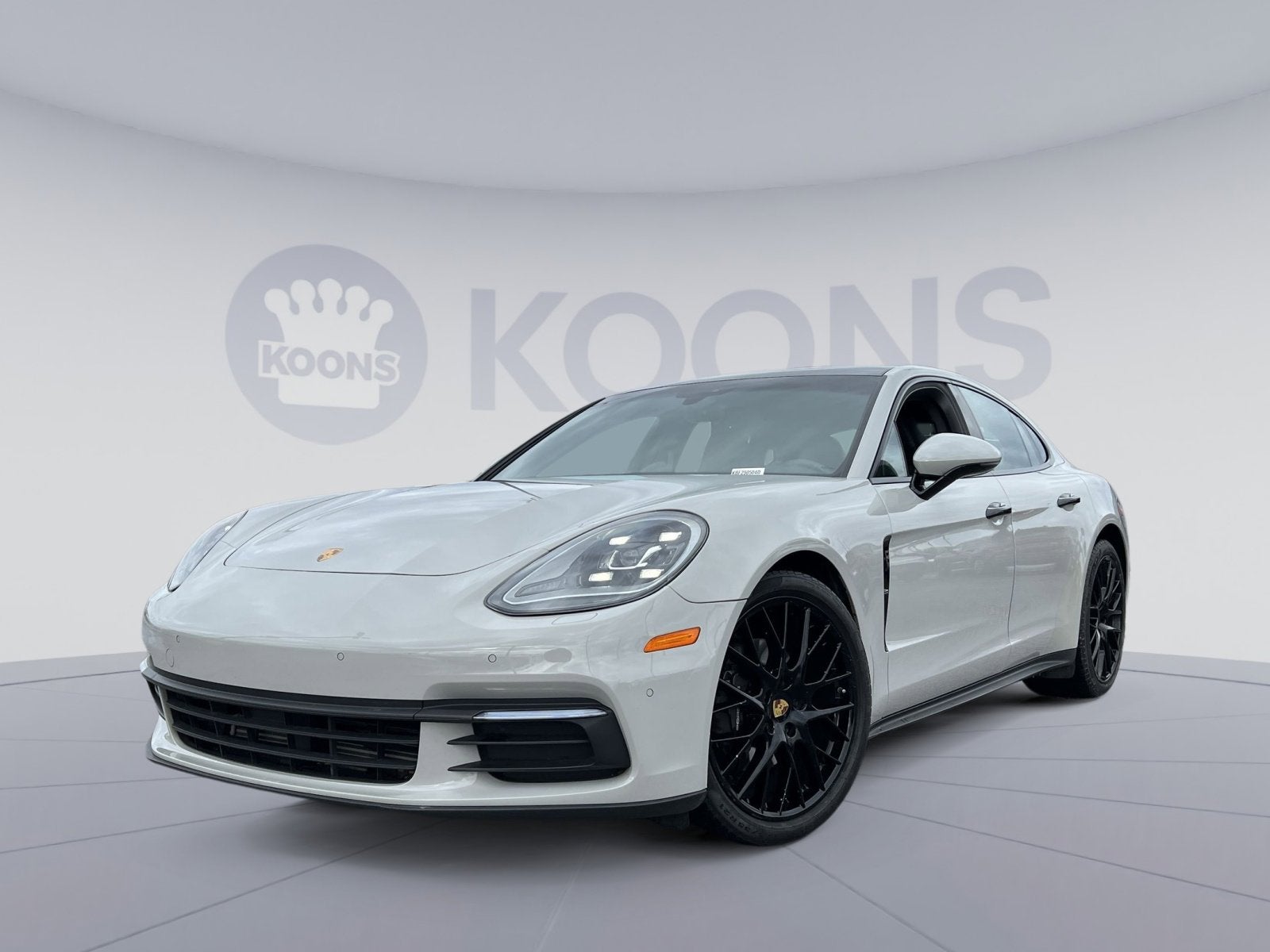 2018 Porsche Panamera 4